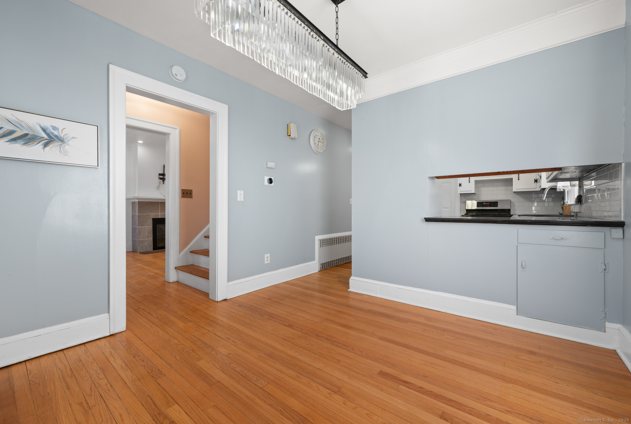 91 Fennbrook Road West Hartford, CT 06119 - Photo 8 of 40