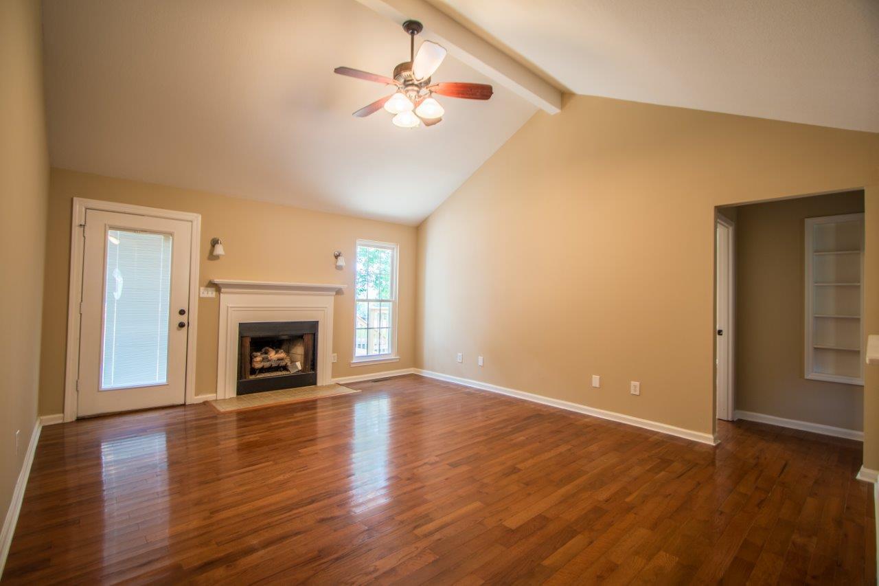 404 Ridgecrest Drive LaFayette, GA 30728 - Photo 5 of 23 Ridgecrest Drive-33