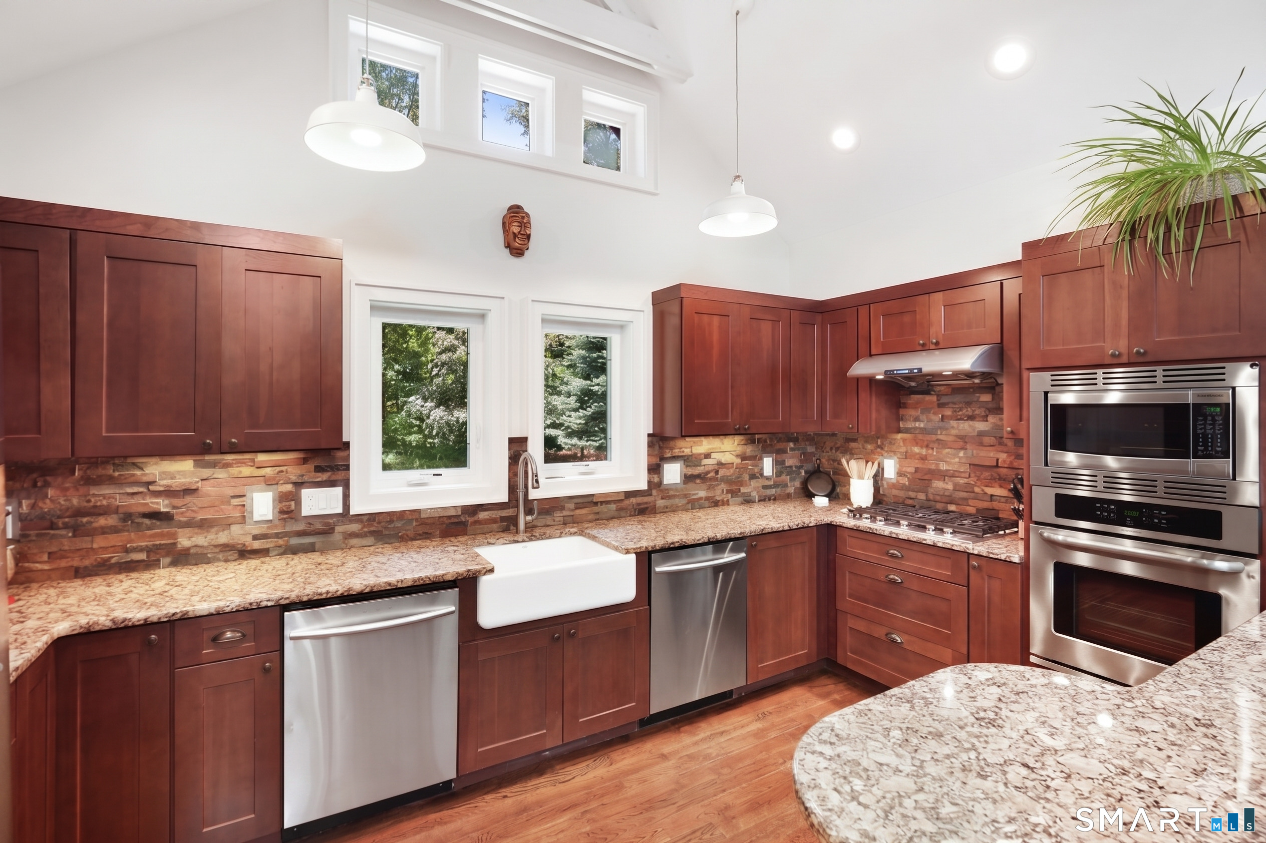 48 Old Mill Road Weston, CT 06883 - Photo 5 of 31