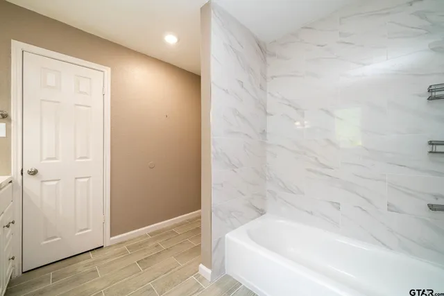 an empty room and closet area