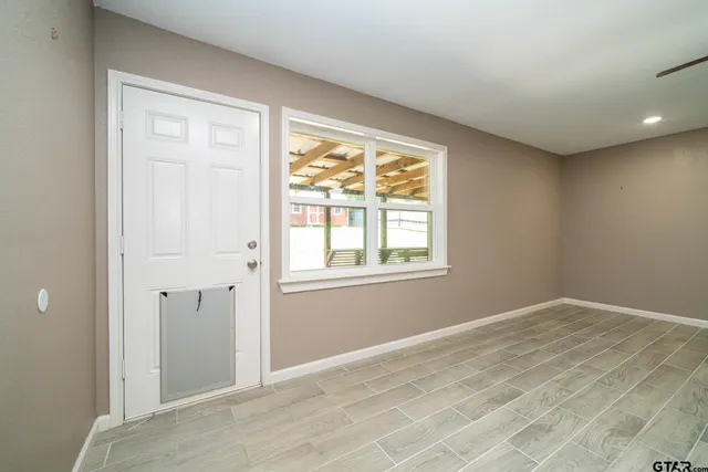 a view of a backyard with a backyard