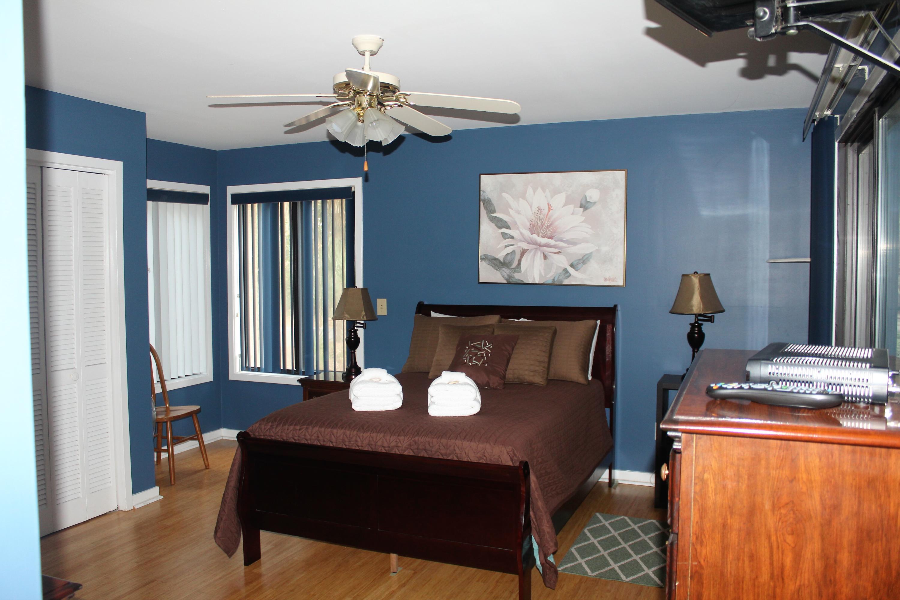 860 Club Cottage Road Edisto Beach, SC 29438 - Photo 13 of 65 Master with sitting/desk area