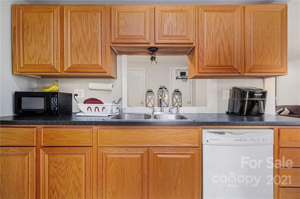 5801 Rocky River Road Concord, NC 28025 - Photo 11 of 28 Gallery Image 11