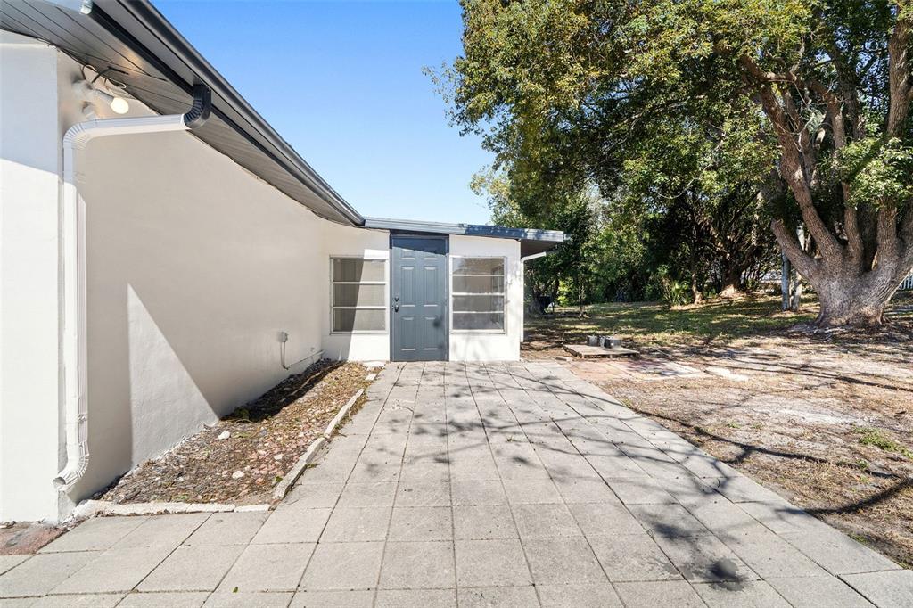 10536 Laburnum Drive Port Richey, FL 34668 - Photo 24 of 33 a view of backyard of the house