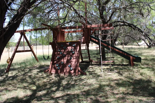 a view of outdoor space