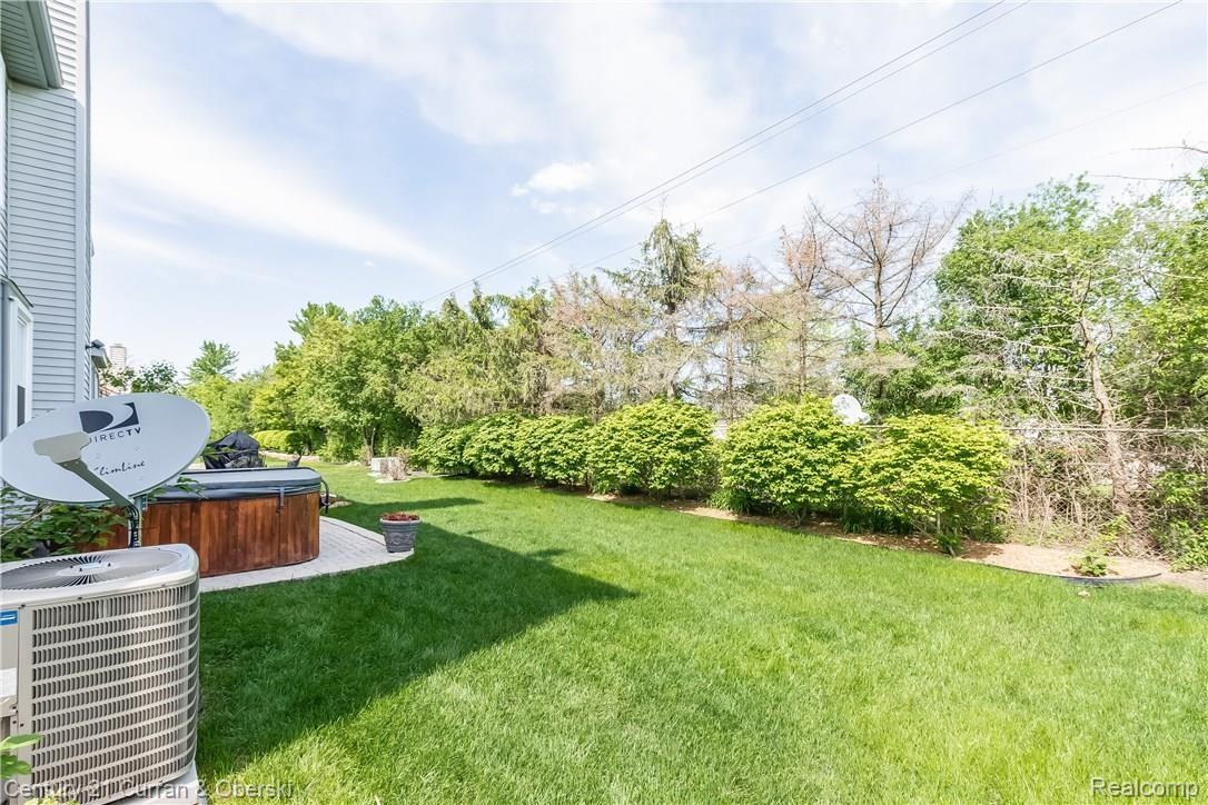 3369 Riverside Drive Canton, MI 48188 - Photo 28 of 33 030-Rear_View-5787150-large.jpg