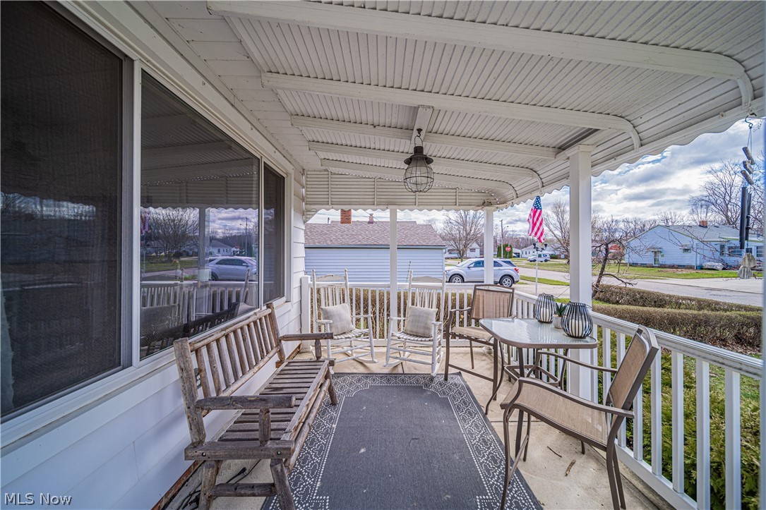 32007 Glenhurst Road Willowick, OH 44095 - Photo 4 of 29