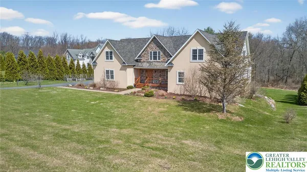 $799,900 | 210 Sonny Drive, Wind Gap, PA 18091