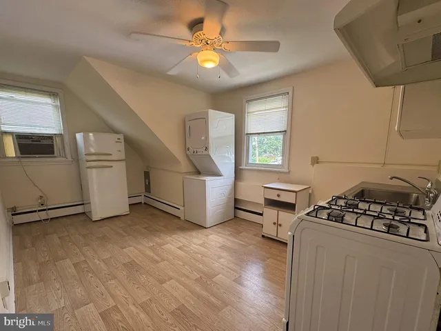 $1,250 | 410 Paoli Avenue, Philadelphia, PA 19128