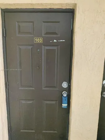 $307,900 | 17415 Northwest 75th Place, Unit 103, Hialeah, FL 33015