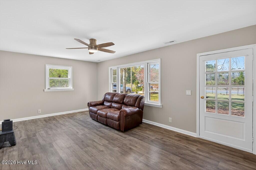 155 Haws Run Road Jacksonville, NC 28540 - Photo 2 of 23 IMG_3932