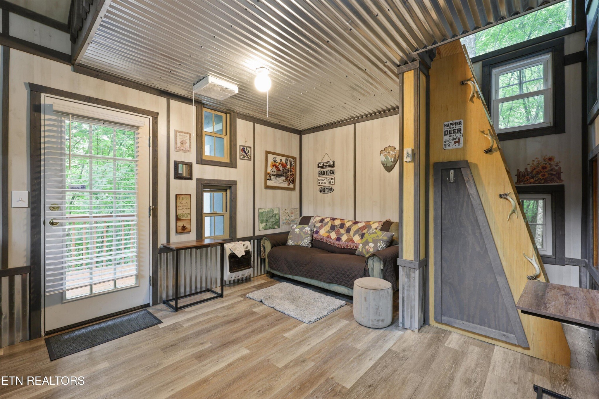 146 Harkle Road Lancing, TN 37770 - Photo 11 of 28