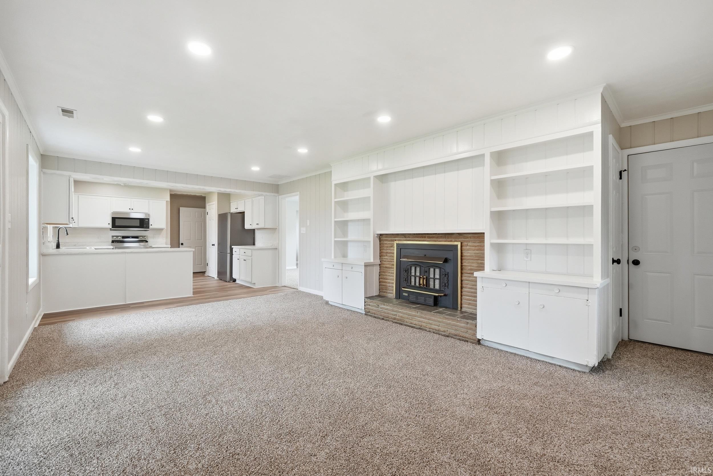 4857 Reed Road Fort Wayne, IN 46835 - Photo 10 of 36 Gallery Image 10
