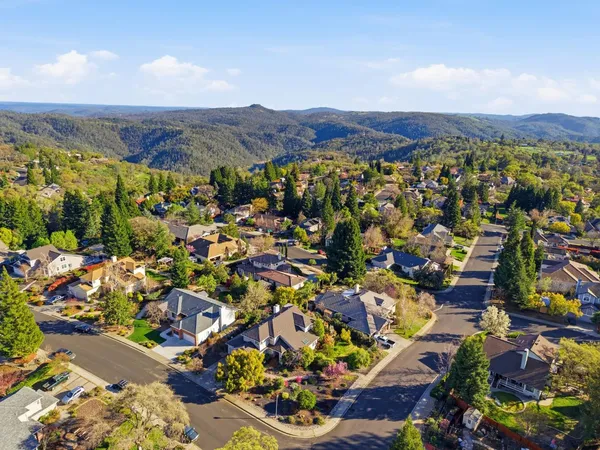 an aerial view of multiple house