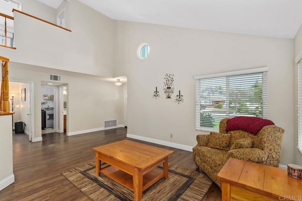 19185 Laurenrae Street Riverside, CA 92508 - Photo 6 of 28