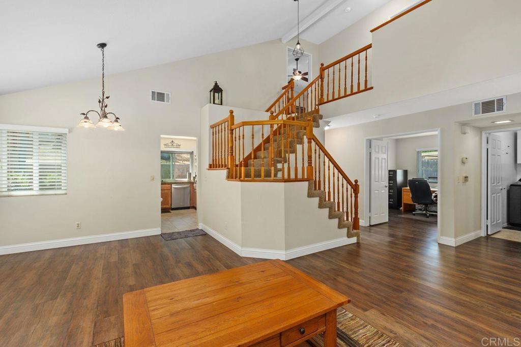 19185 Laurenrae Street Riverside, CA 92508 - Photo 7 of 28