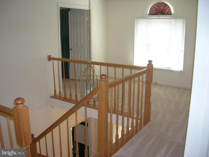 16813 Cashell Road Olney, MD 20832 - Photo 18 of 30 Loft