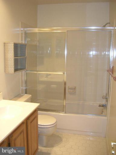 16813 Cashell Road Olney, MD 20832 - Photo 19 of 30 Bath #2