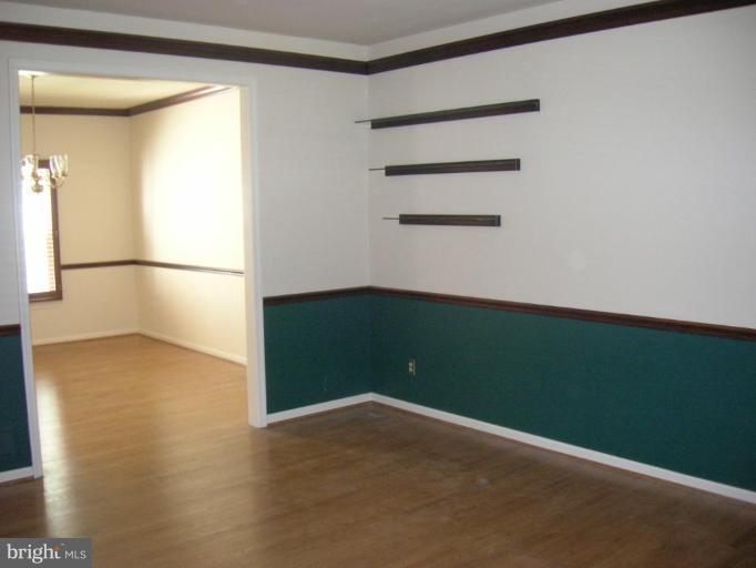 16813 Cashell Road Olney, MD 20832 - Photo 5 of 30 Dining Room