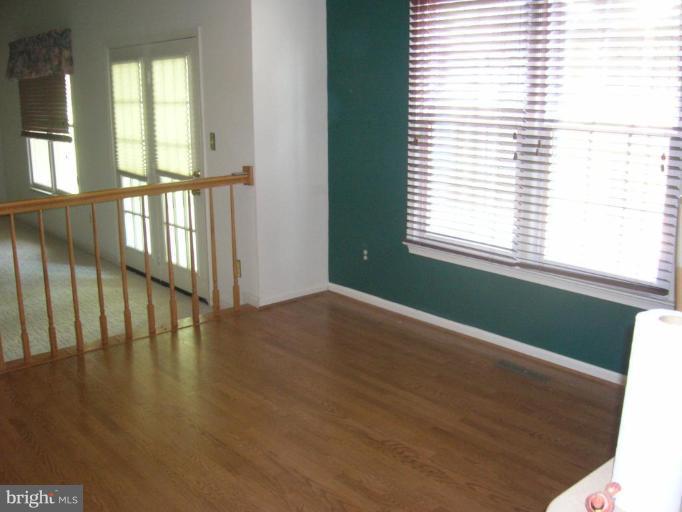 16813 Cashell Road Olney, MD 20832 - Photo 9 of 30 Breakfast Area