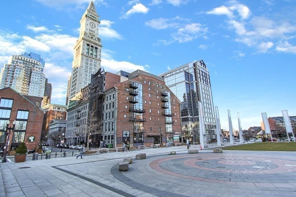 199 State Street, Unit 502 Boston, MA 02109 - Photo 1 of 15 a view of a city with tall buildings