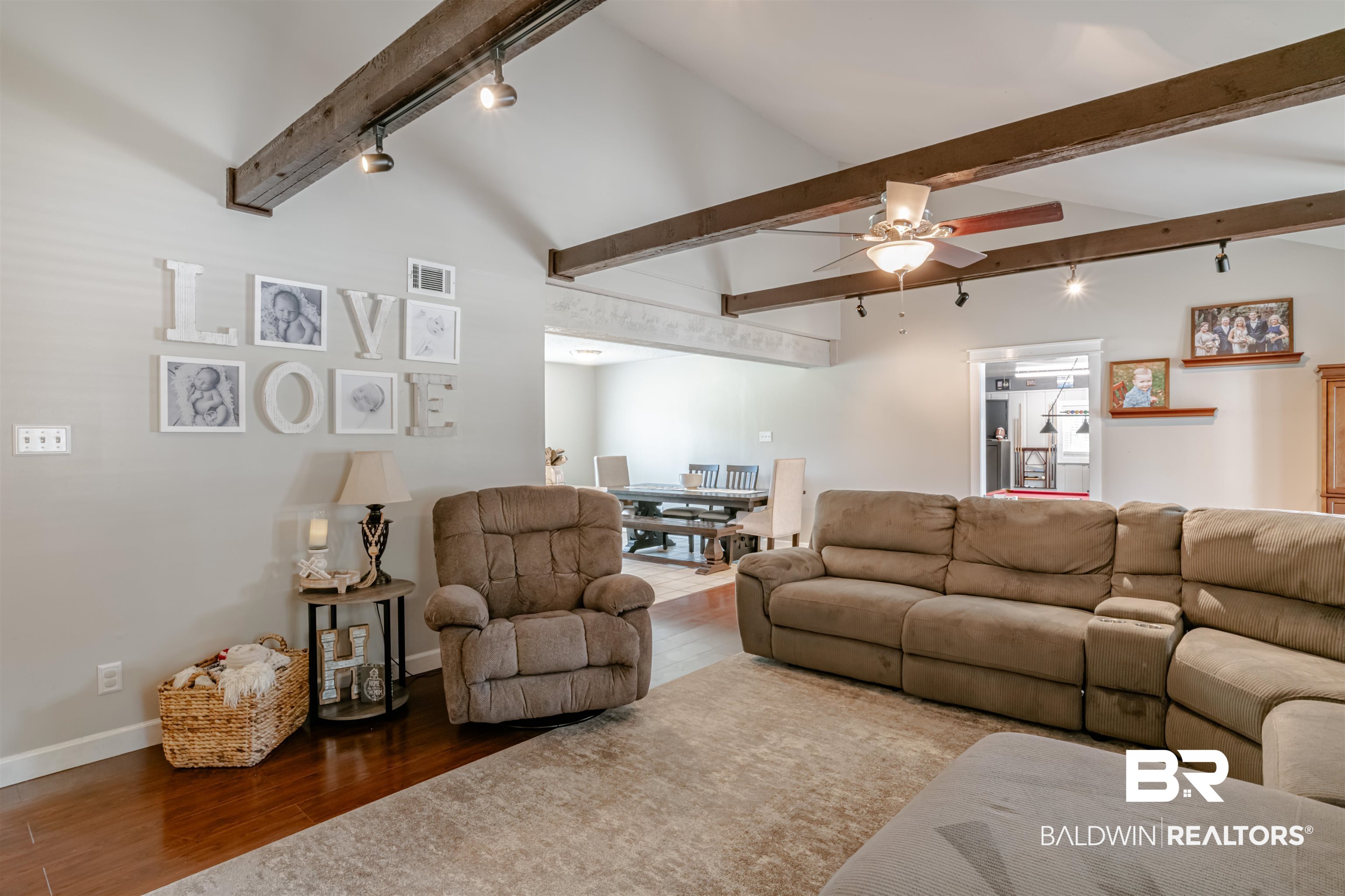 4250 Honey Court Mobile, AL 36619 - Photo 9 of 34 Vaulted Ceilings