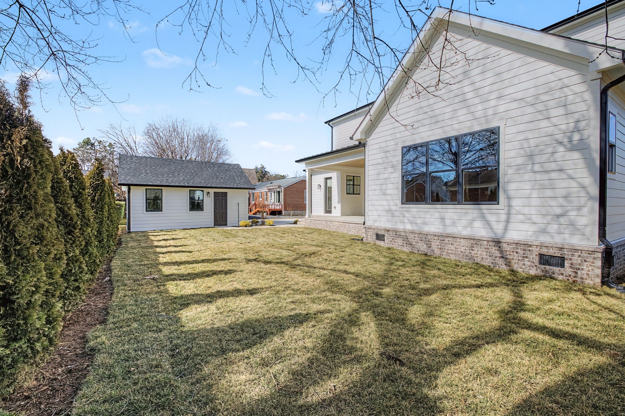 314 James Avenue Franklin, TN 37064 - Photo 40 of 43 a backyard of a house