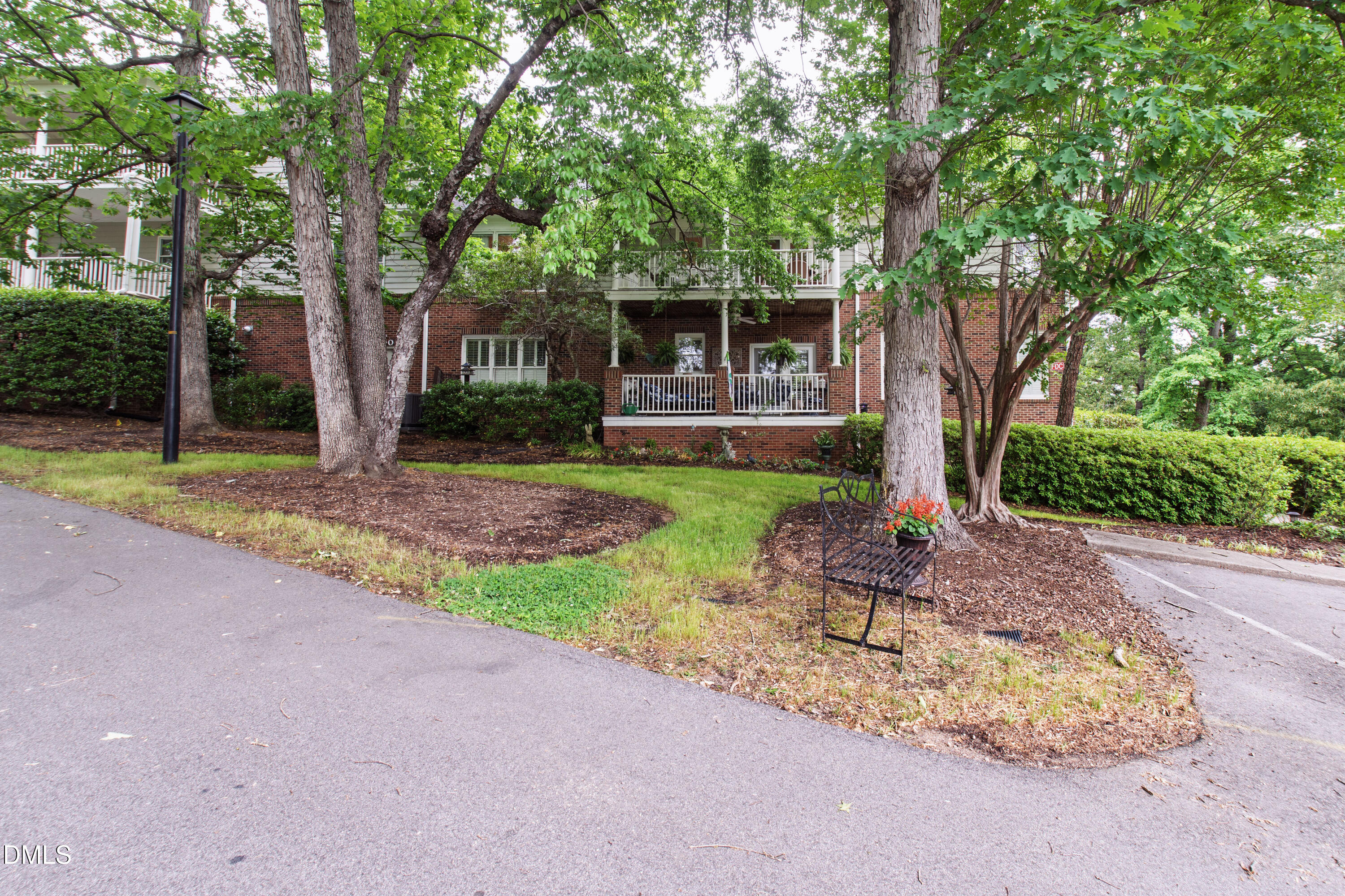 100 Edenburgh Road, Unit 201 Raleigh, NC 27608 - Photo 3 of 62 Edenburgh (1)