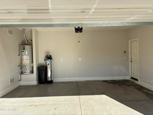 $1,950 | 69 South 195th Lane, Buckeye, AZ 85326