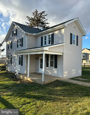 $325,000 | 719 Marticville Road, Pequea, PA 17565