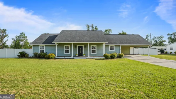$340,000 | 415 Walter Street, Odum, GA 31555