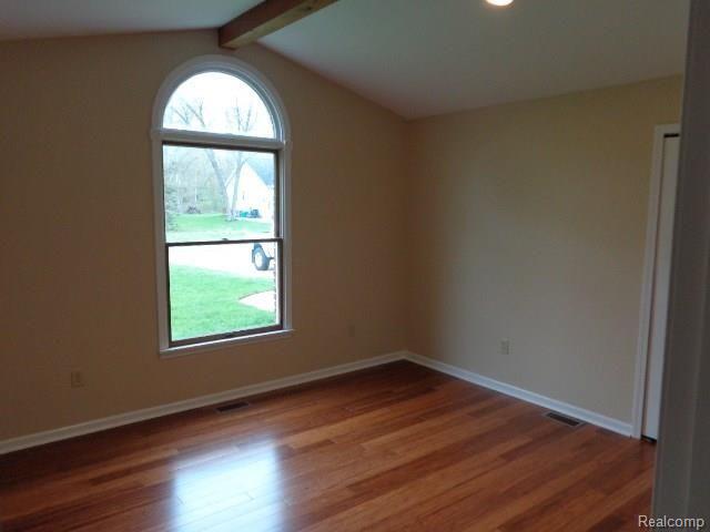 2764 Grace Road Fort Gratiot, MI 48059 - Photo 14 of 27 2764 grace 016.jpg