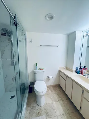 $279,000 | 11111 Biscayne Boulevard, Unit 4E, Miami, FL 33181
