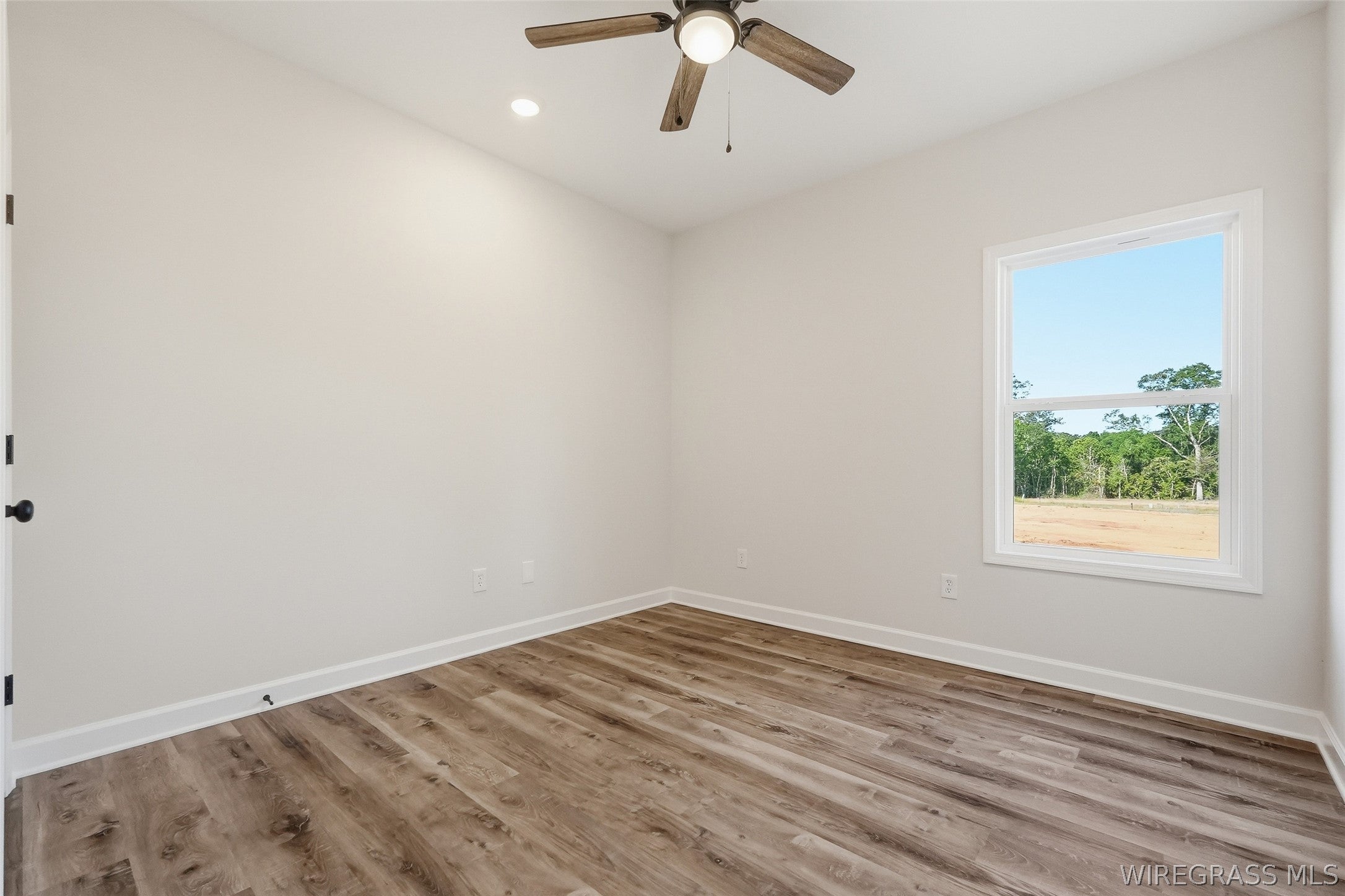 331 Thornbird Loop Enterprise, AL 36330 - Photo 5 of 43 Gallery Image 5