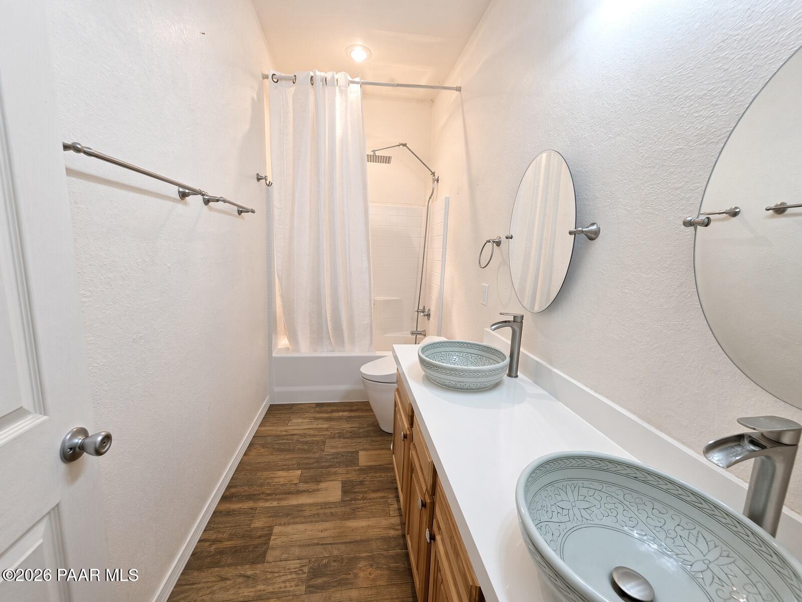 33425 Cowboy Clint Road Seligman, AZ 86337 - Photo 25 of 150 Second bathroom, main home