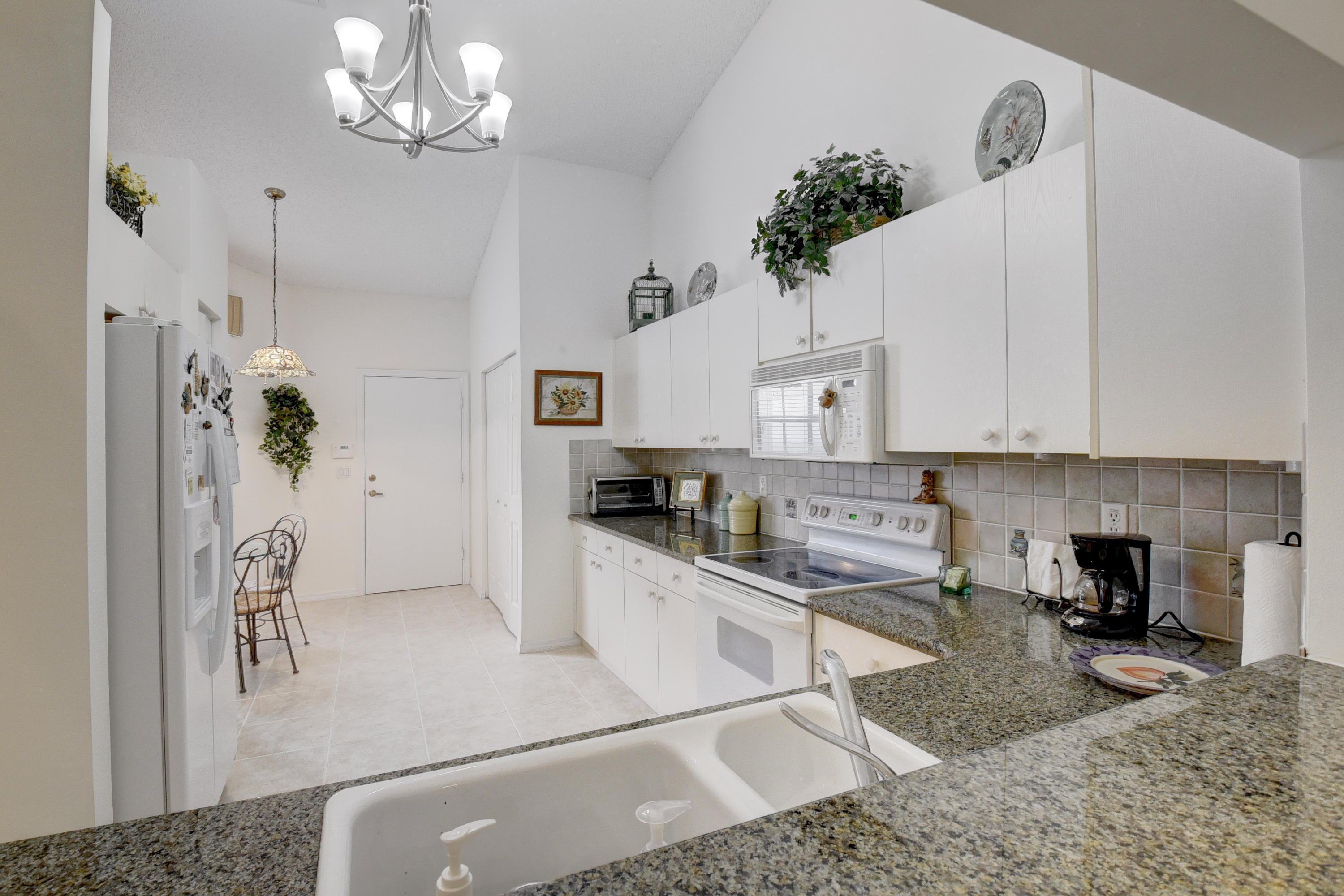 6156 Heliconia Road Delray Beach, FL 33484 - Photo 8 of 23 13_virtuals1 (13)