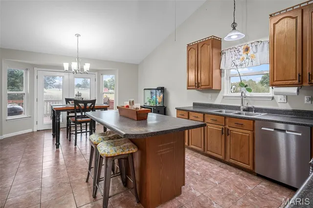 $390,000 | 66 Hillview Lane, Troy, MO 63379