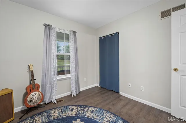 $390,000 | 66 Hillview Lane, Troy, MO 63379