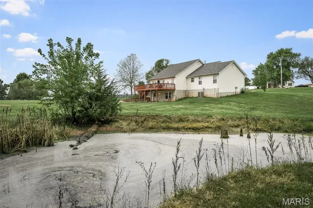 $390,000 | 66 Hillview Lane, Troy, MO 63379