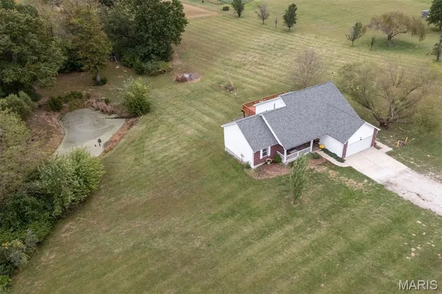 $390,000 | 66 Hillview Lane, Troy, MO 63379