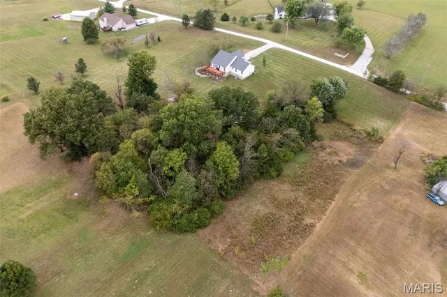 $390,000 | 66 Hillview Lane, Troy, MO 63379