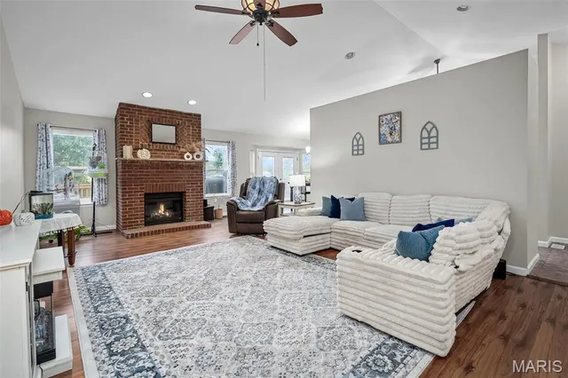 $390,000 | 66 Hillview Lane, Troy, MO 63379