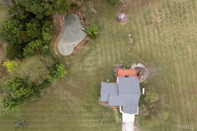 $390,000 | 66 Hillview Lane, Troy, MO 63379