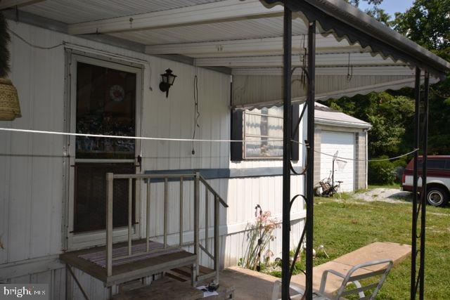 575 Poplar Springs Road Orrtanna, PA 17353 - Photo 3 of 17 Gallery Image 3