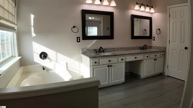 $400,000 | 324 Karsten Creek Drive, Simpsonville, SC 29681