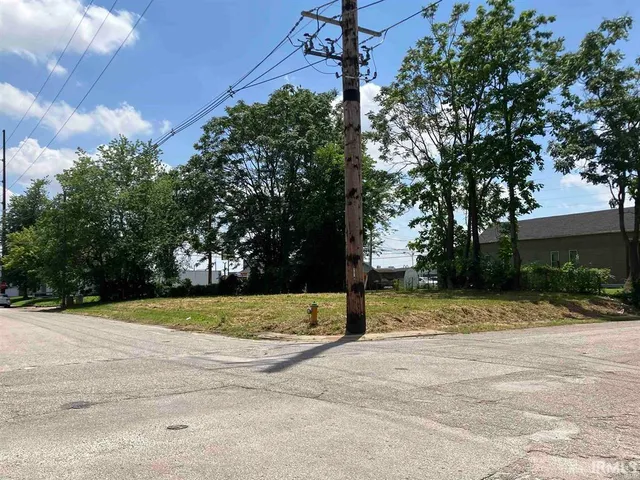 $19,500 | 219 East Michigan Street, Evansville, IN 47711