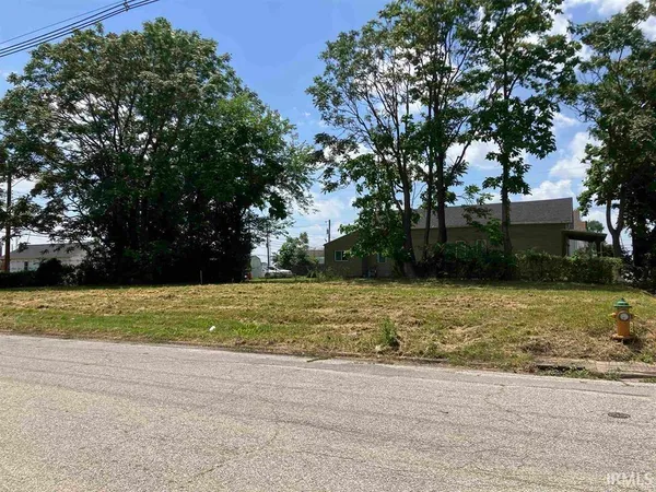 $19,500 | 219 East Michigan Street, Evansville, IN 47711