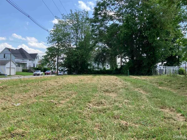 $19,500 | 219 East Michigan Street, Evansville, IN 47711