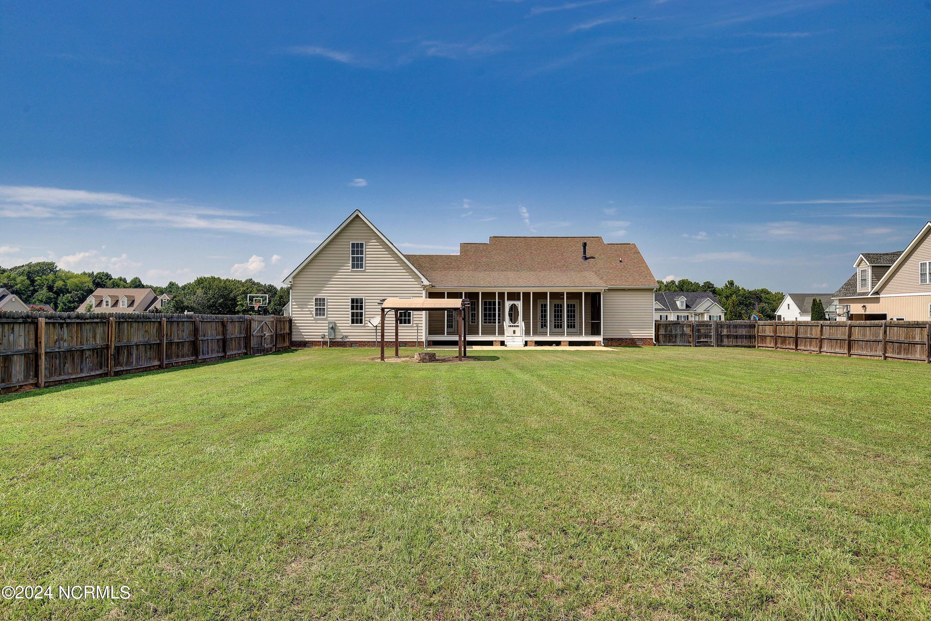 665 Hunter's Pointe Road Nashville, NC 27856 - Photo 30 of 31 35