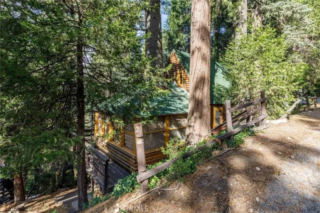 a storage room with washer and dryer